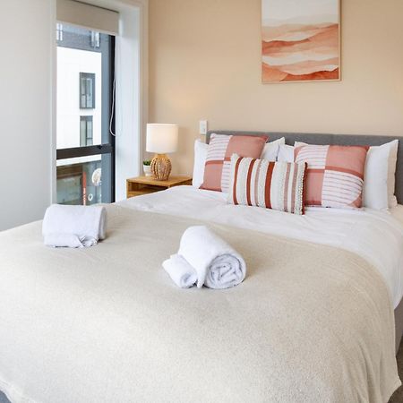 Modern City Lifestyle: 2 Bedroom 1 Bath Christchurch Luaran gambar