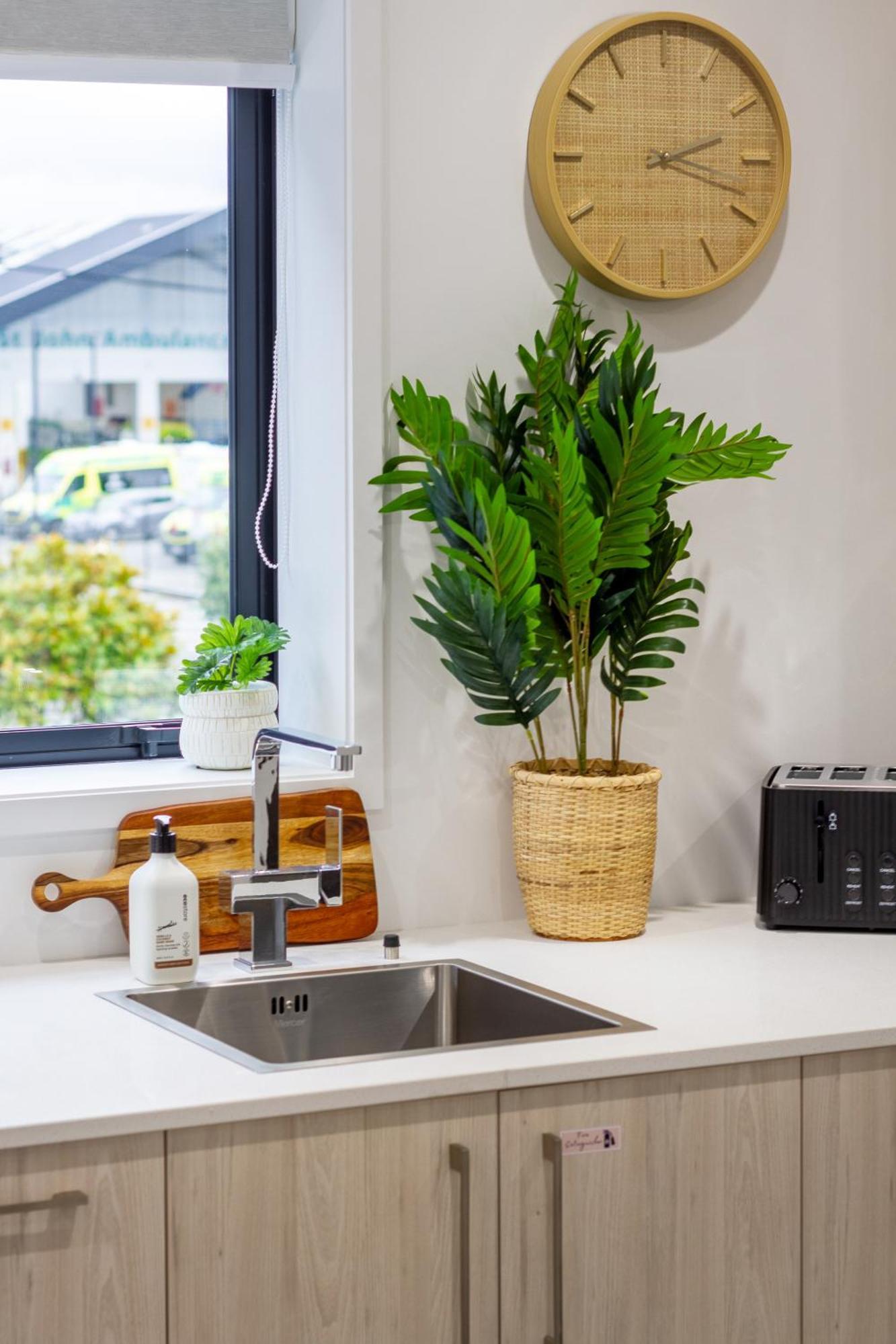 Modern City Lifestyle: 2 Bedroom 1 Bath Christchurch Luaran gambar